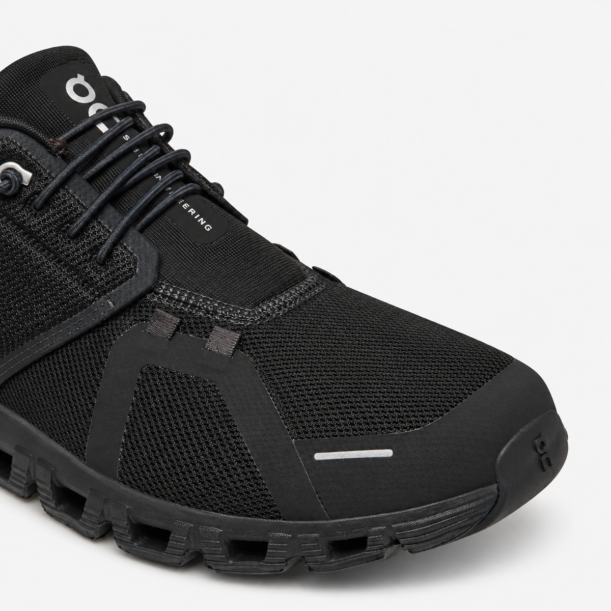 Cloud 6 Black