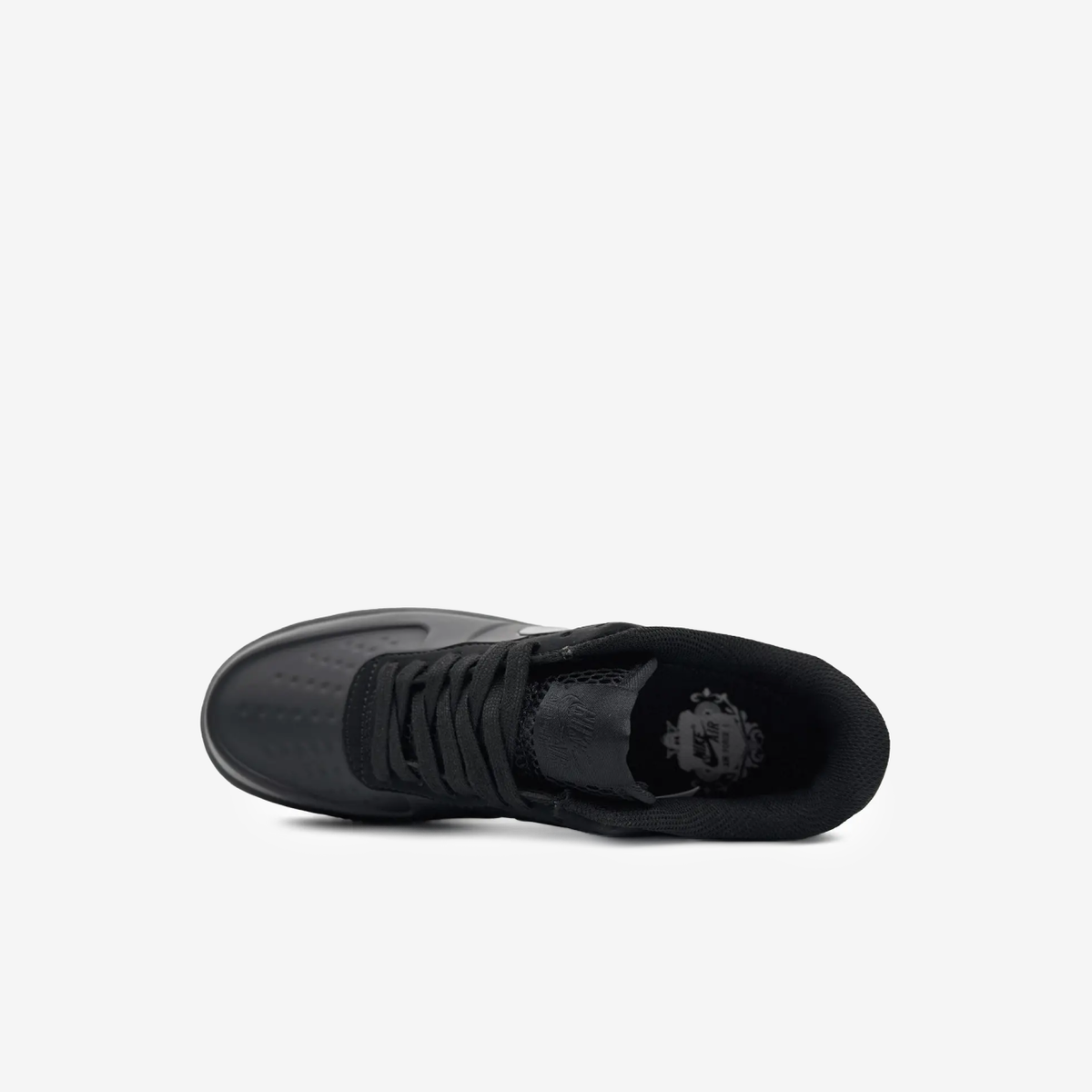 Air Force 1 Low triple black
