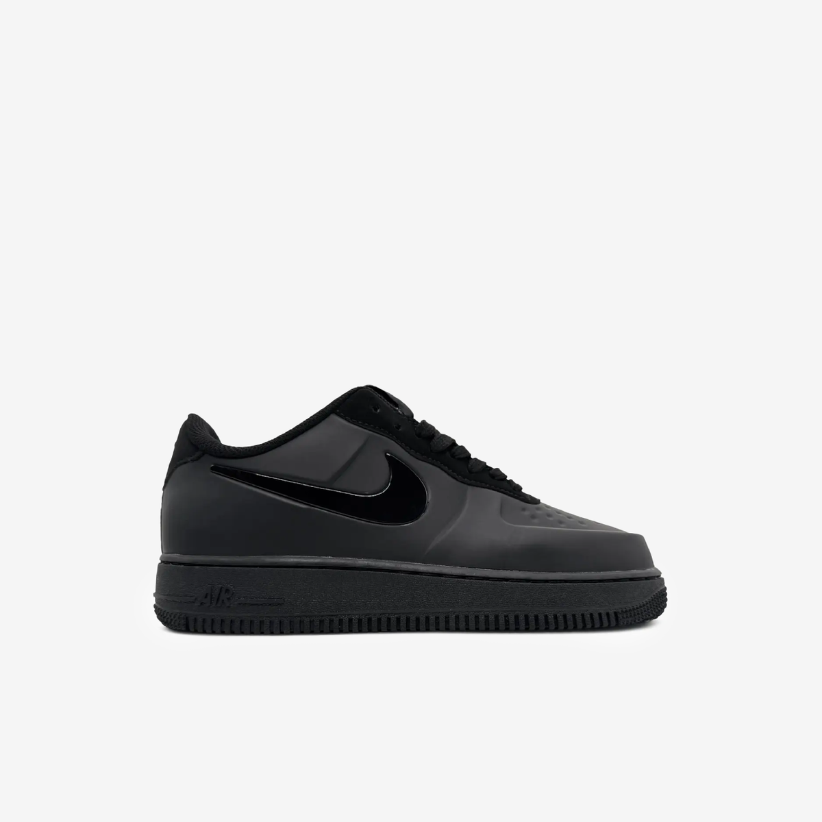 Air Force 1 Low triple black