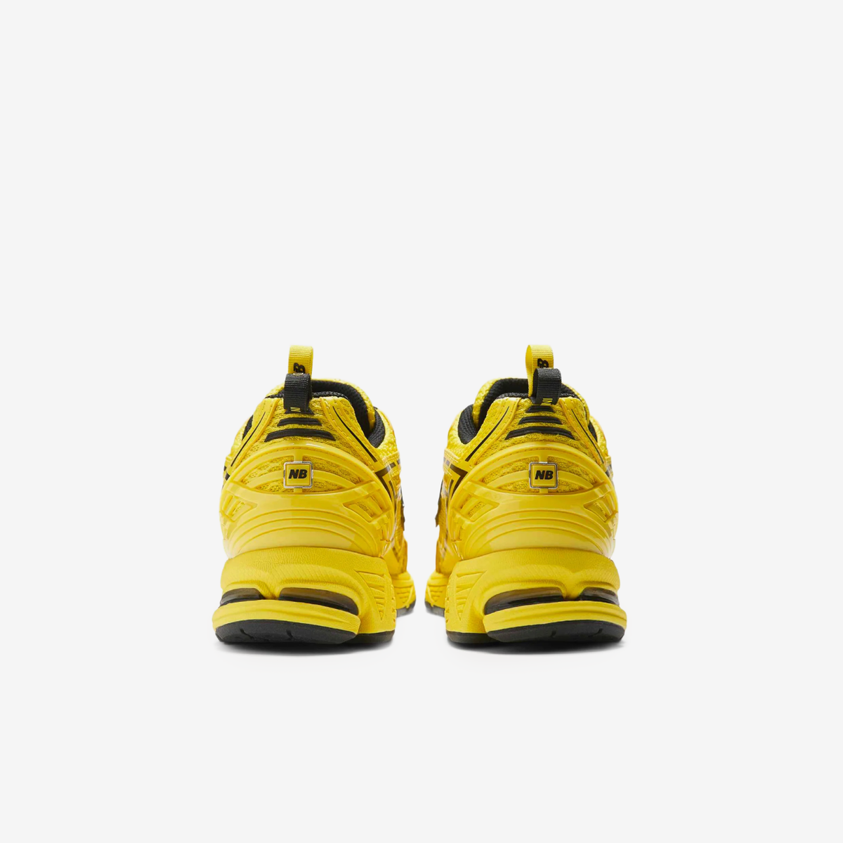 NB 1906R  GANNI Blazing Yellow